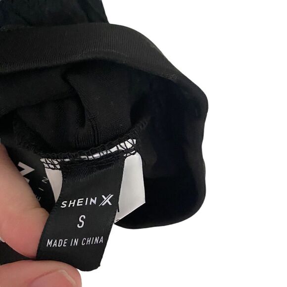 Shein NEW black crop tank top small elastic band - Picture 3 of 5